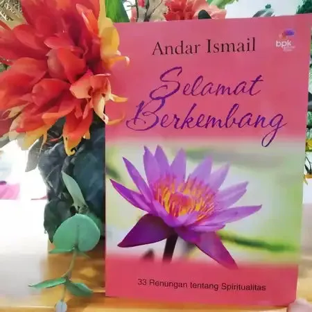 Buku Selamat Berkembang oleh Andar Ismail