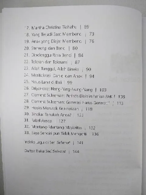 Buku Selamat Mengindonesia oleh Andar Ismail